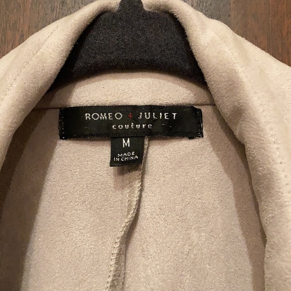 Romeo and Juliet Couture Blazer Jacket - Picture 7 of 15